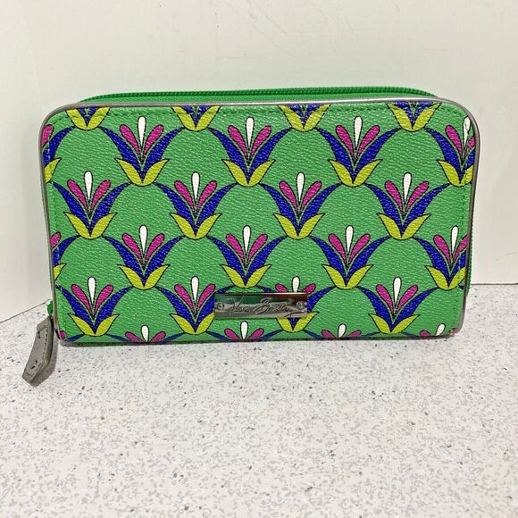 Vera Bradley Wallet Zip Around Accordion Style Green Blue Pink Unique Geometric - Picture 1 of 6